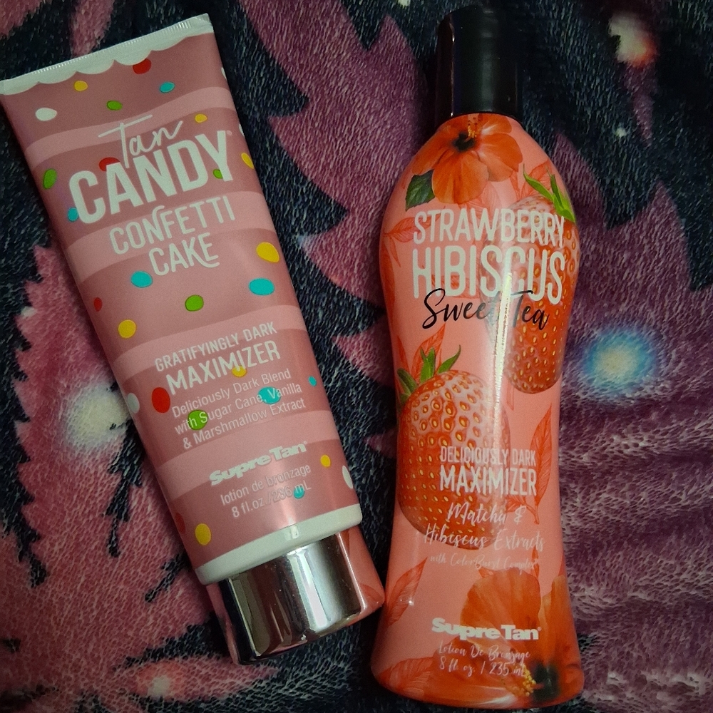 Strawberry Hibiscus Scented Body Maximizer With Bonus. Both Used Enough To Smell